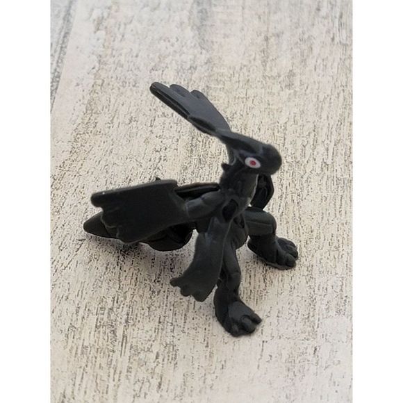 Zekrom miniature Pokemon collectible toy figure - Picture 2 of 4